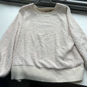 Popcorn style cream sweater